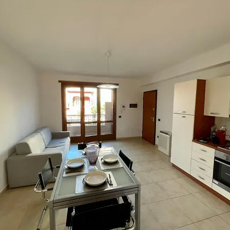 Apartment Casa Dina Oristano